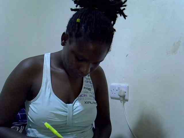 adara-lee webcam