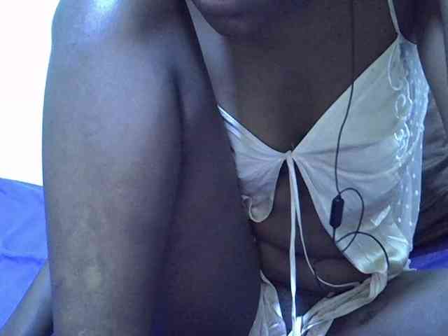adara-lee webcam