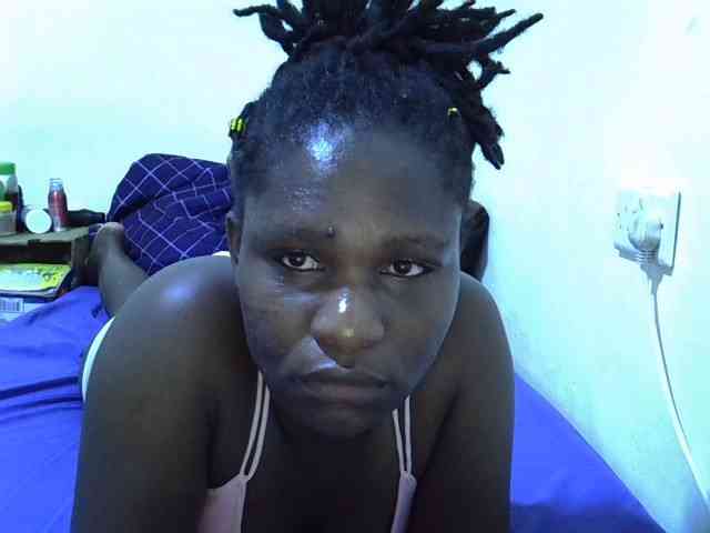 adara-lee webcam