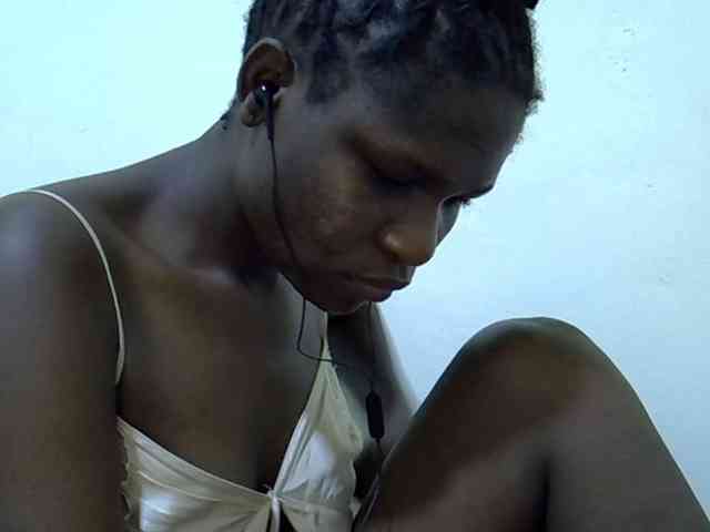 adara-lee webcam