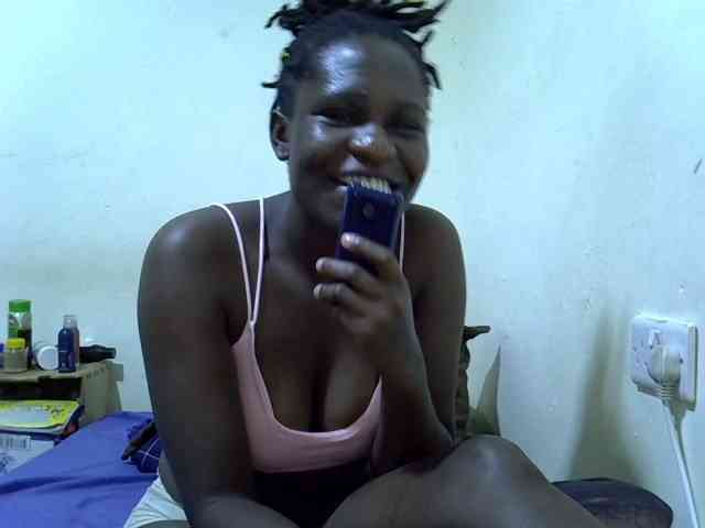 adara-lee webcam