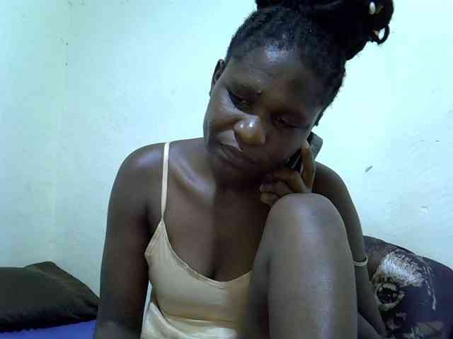 adara-lee webcam