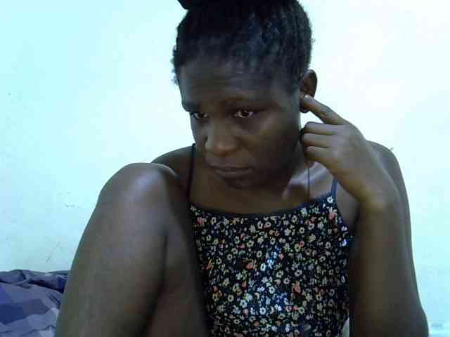 adara-lee webcam