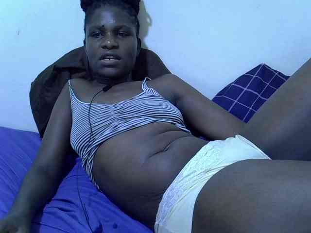 adara-lee webcam