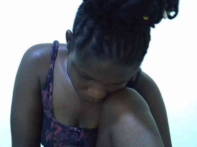 adara-lee webcam