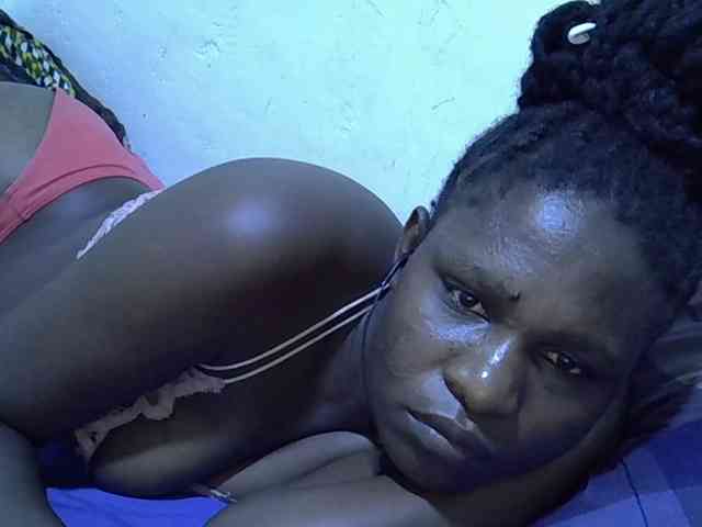 adara-lee webcam
