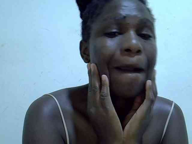 adara-lee webcam