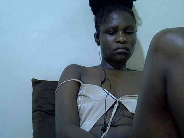 adara-lee webcam