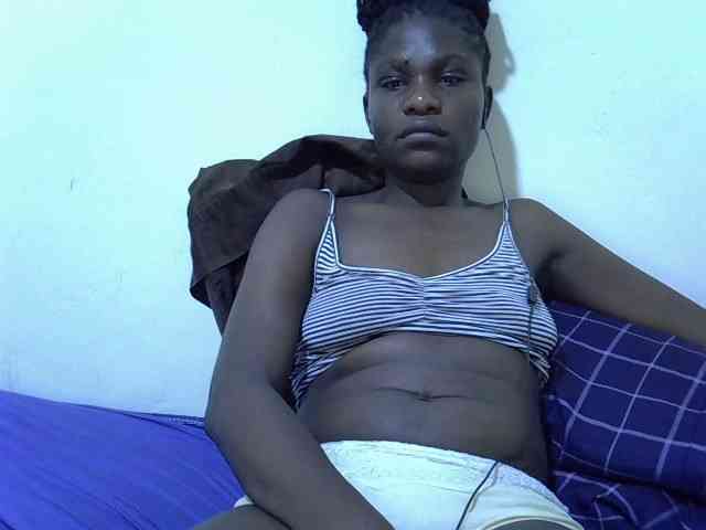 adara-lee webcam