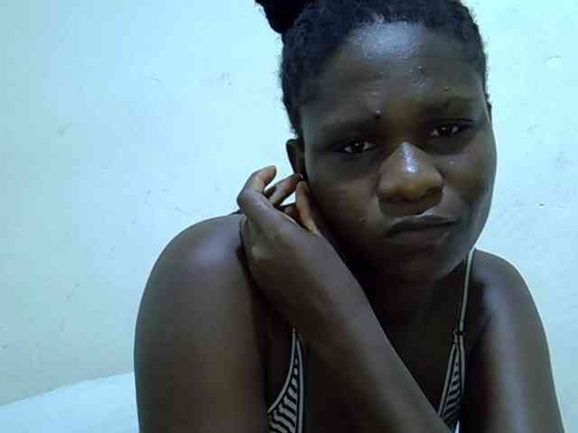 adara-lee webcam