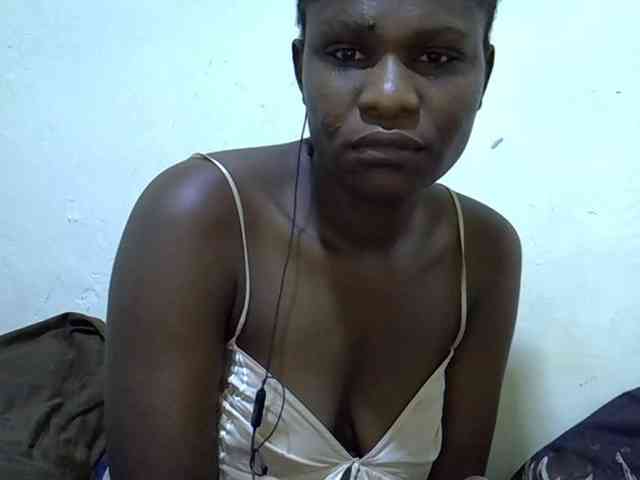 adara-lee webcam