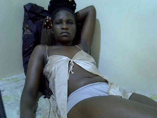 adara-lee webcam