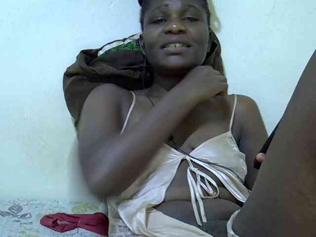 adara-lee webcam