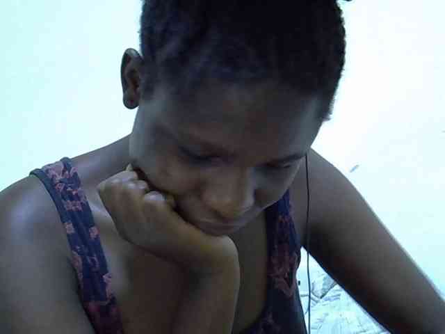 adara-lee webcam