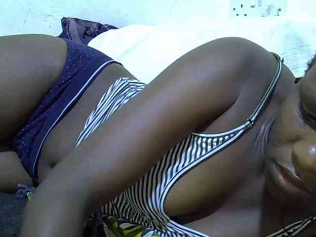 adara-lee webcam