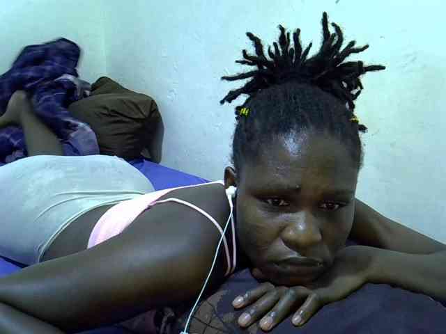 adara-lee webcam