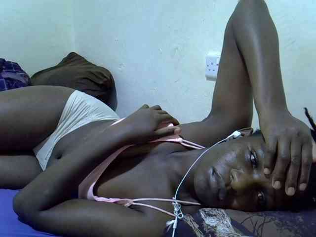 adara-lee webcam