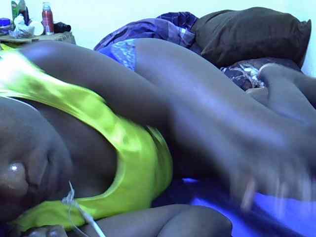 adara-lee webcam