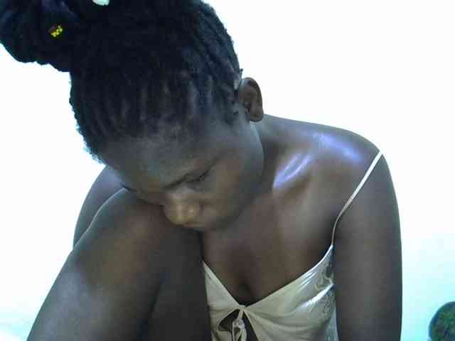 adara-lee webcam