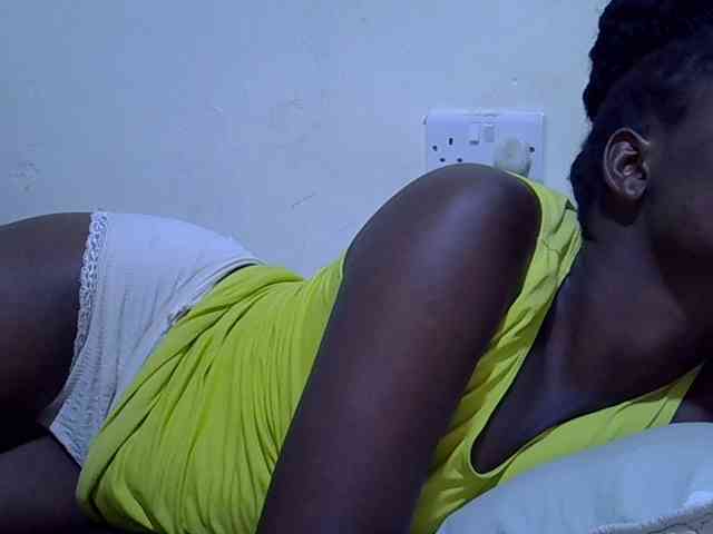 adara-lee webcam
