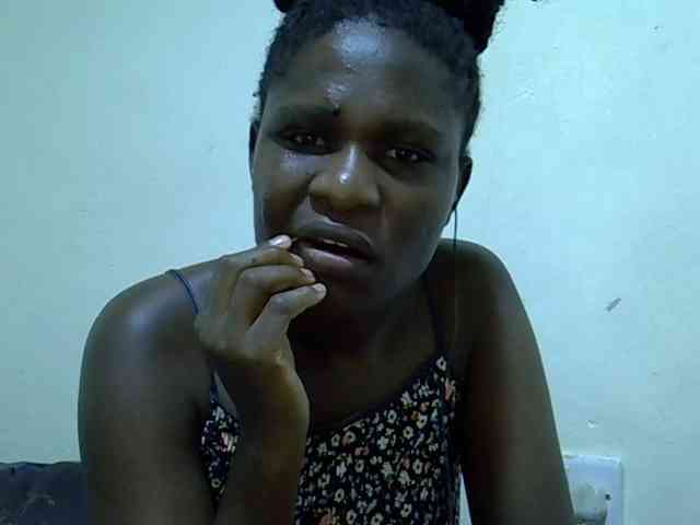 adara-lee webcam