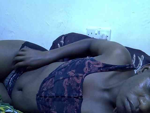 adara-lee webcam