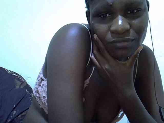 adara-lee webcam