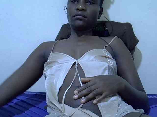 adara-lee webcam