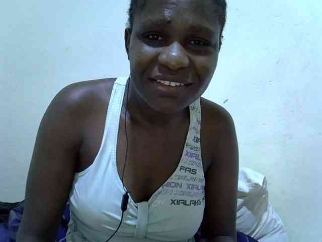 adara-lee webcam
