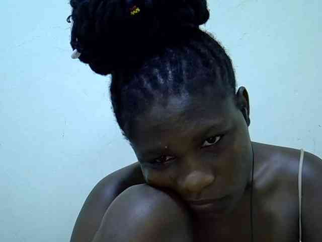 adara-lee webcam