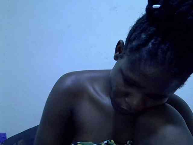 adara-lee webcam