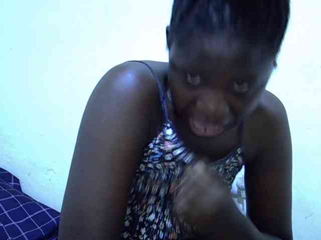 adara-lee webcam