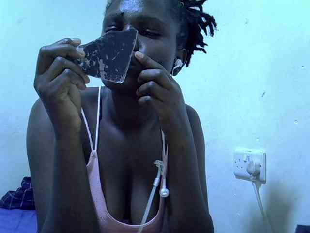 adara-lee webcam