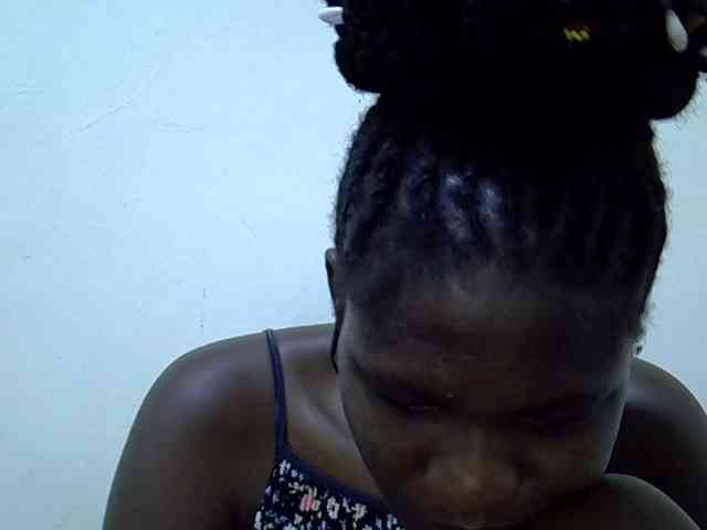 adara-lee webcam
