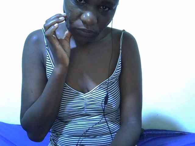 adara-lee Live Webcam on BongaCams