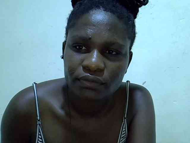adara-lee webcam