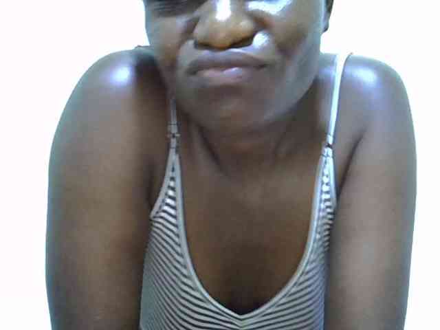 adara-lee webcam