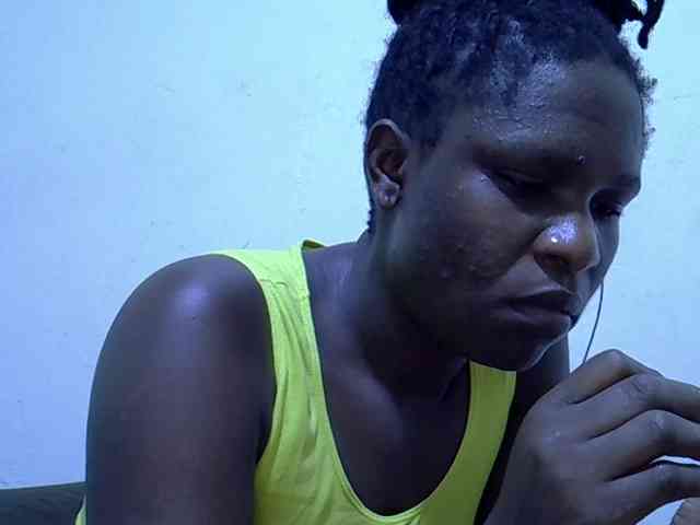 adara-lee webcam