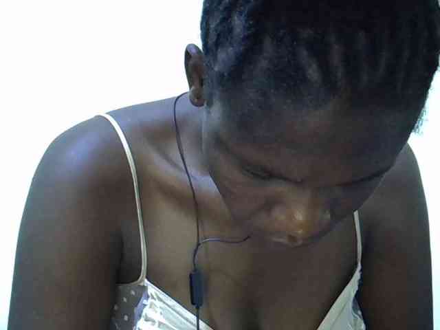adara-lee webcam