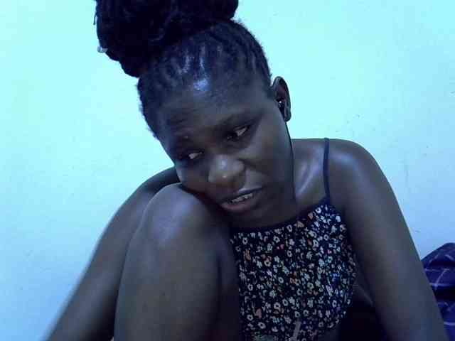 adara-lee webcam
