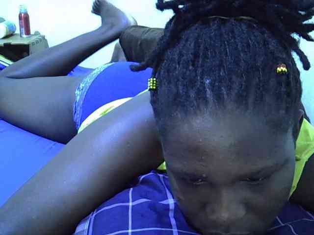 adara-lee webcam