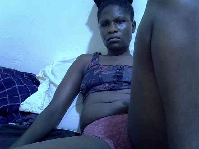 adara-lee webcam