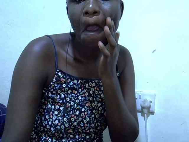 adara-lee webcam