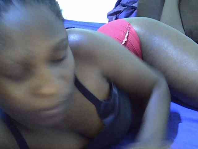 adara-lee webcam