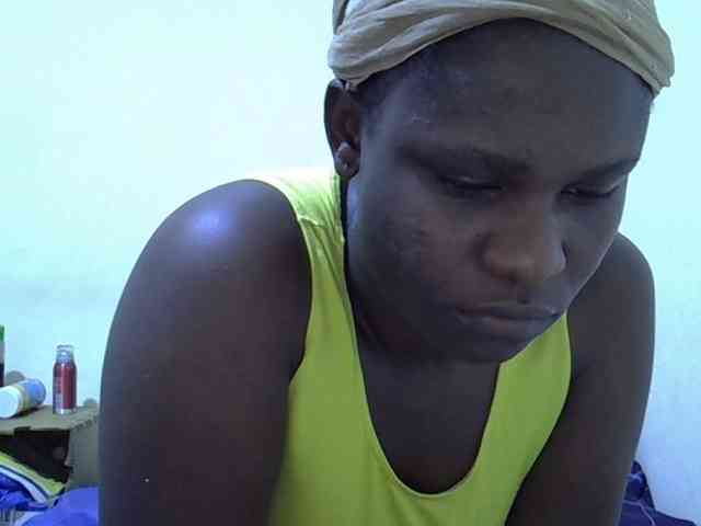 adara-lee webcam