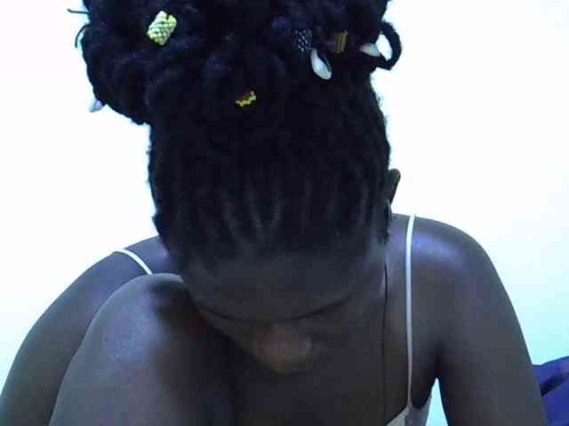adara-lee webcam