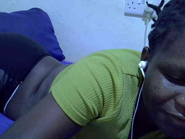 adara-lee webcam
