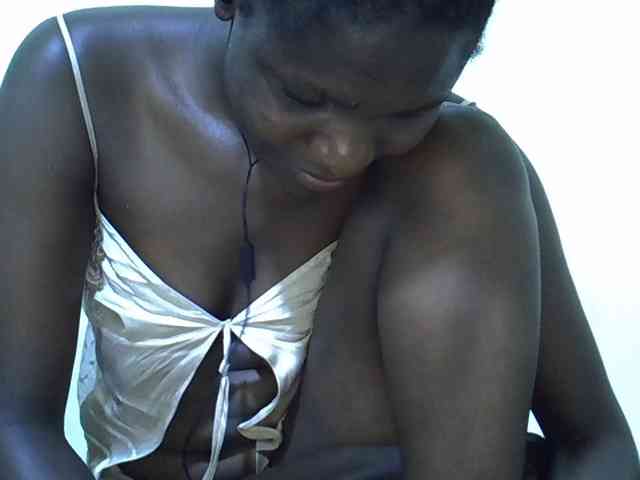 adara-lee webcam