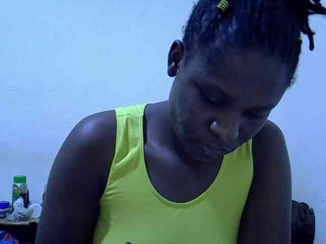 adara-lee webcam