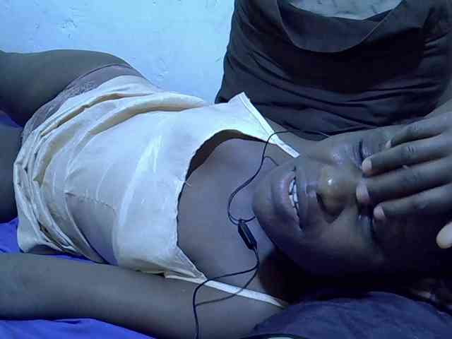 adara-lee webcam